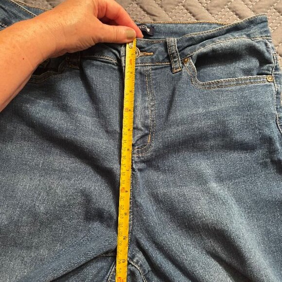 Straight leg stretch jeans 💎HOST PICK💎  10P Ankle length (see measurements) - Picture 8 of 9